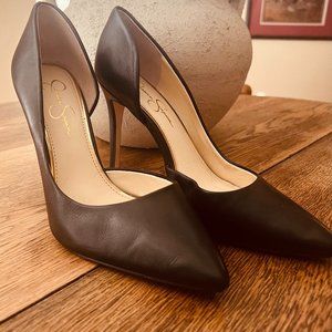 Heels by: Jessica Simpson